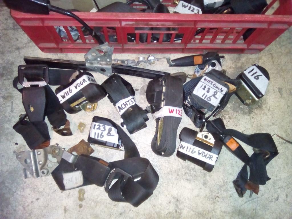 Mercedes W114 W115 W116 W123 W124 Veiligheidsgordels, Ophalen of Verzenden, Gebruikt, Mercedes-Benz