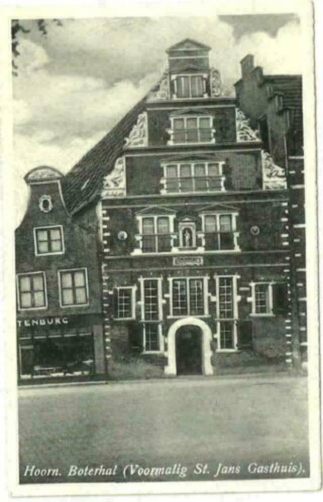 AK Hoorn - Boterhal , Voormalig St. Jans Gasthuis, Verzenden, 1940 tot 1960, Gelopen, Noord-Holland