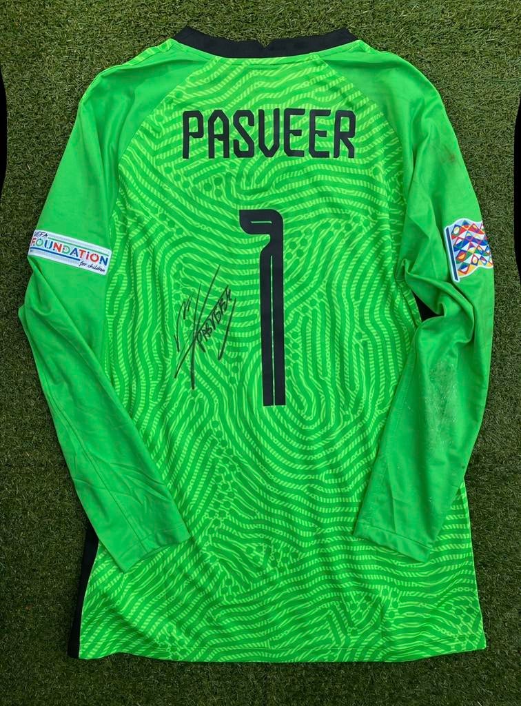 Nederlands Elftal Oranje matchworn debuutshirt Pasveer, Verzamelen, Sportartikelen en Voetbal, Ophalen of Verzenden, Nieuw, Overige binnenlandse clubs