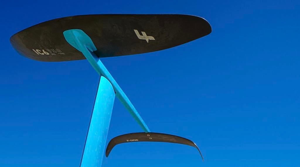 Kitefoil Fone IC6 950 in nieuwstaat, Watersport en Boten, Foil, Ophalen of Verzenden, Zo goed als nieuw, 4 m² of minder