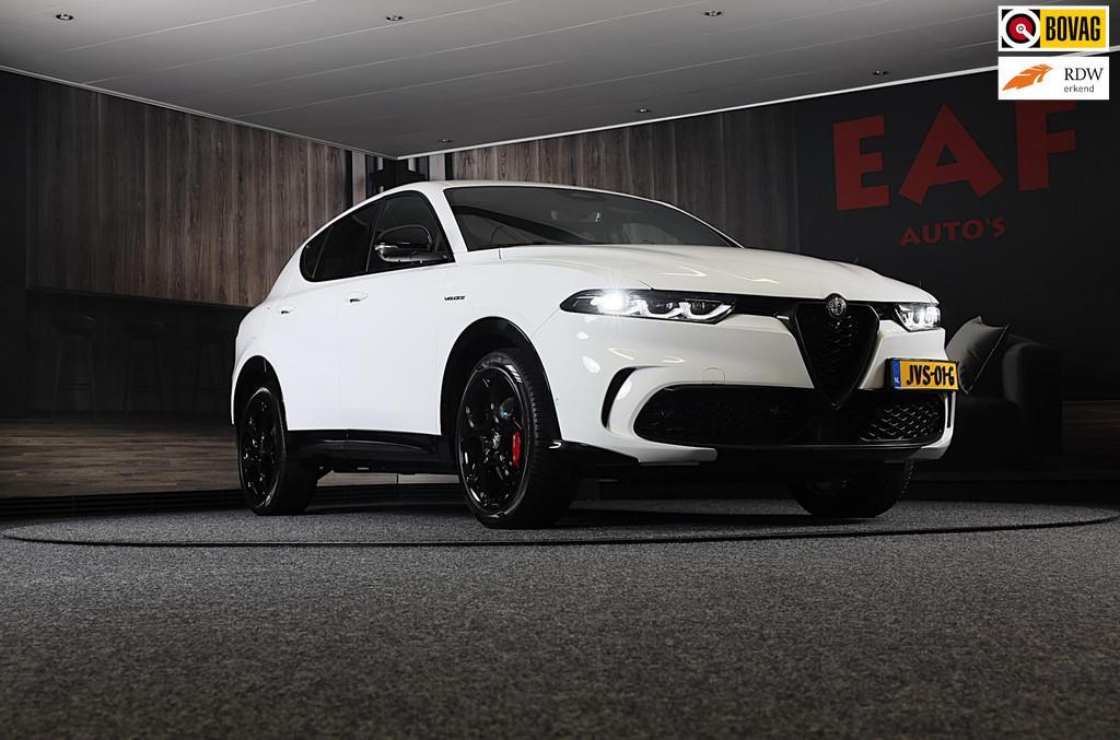 Alfa Romeo TONALE 1.5T Hybrid Veloce / 160 PK / Acc / Leder, Gebruikt, 4 cilinders, 700 kg, 160 pk