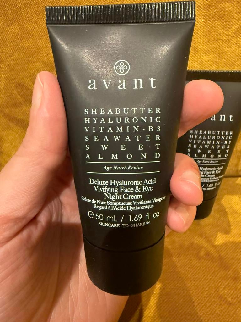 avant deluxe hyaluronic acid vivifying face eye night cream, Ophalen of Verzenden, Nieuw, Gehele gezicht, Verzorging