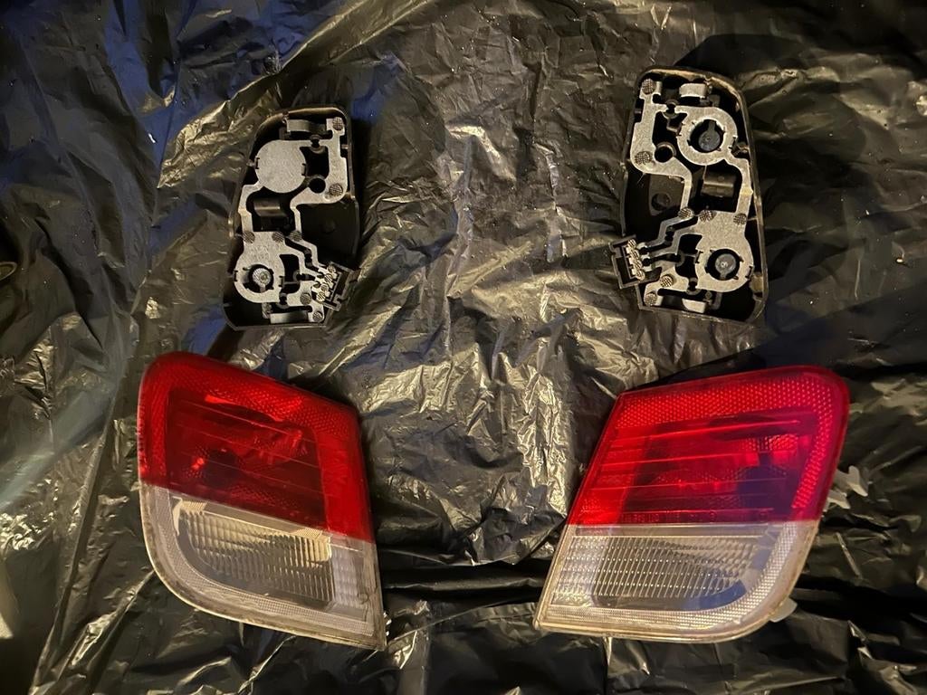 BMW E46 achterlichten/mistlampen + speakers, Ophalen, Gebruikt, BMW