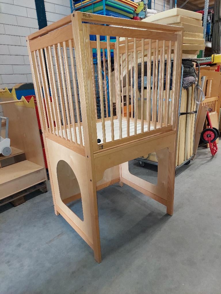 4x Schilte enkele box - verhoogde KDV (speel) box / park, Kinderen en Baby's, Ophalen of Verzenden, Zo goed als nieuw, Rechthoekig