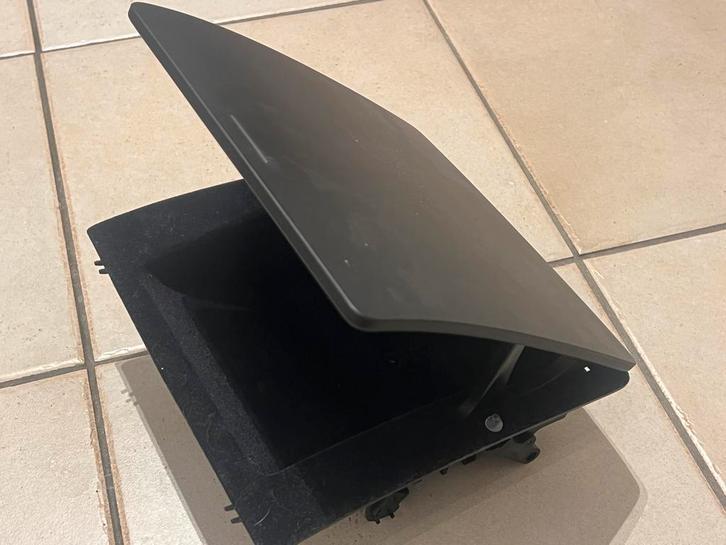 Volkswagen VW Touran Dashboardkastje box, Niet ingevuld, Gebruikt, Volkswagen, Niet ingevuld