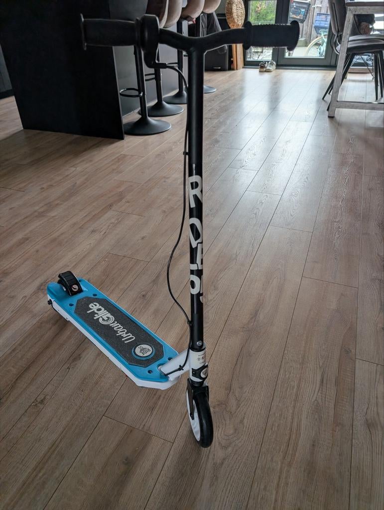 Zo goed als nieuwe elektrische step UrbanGlide voor kinderen, Fietsen en Brommers, Steps, Zo goed als nieuw, Elektrische step (E-scooter)