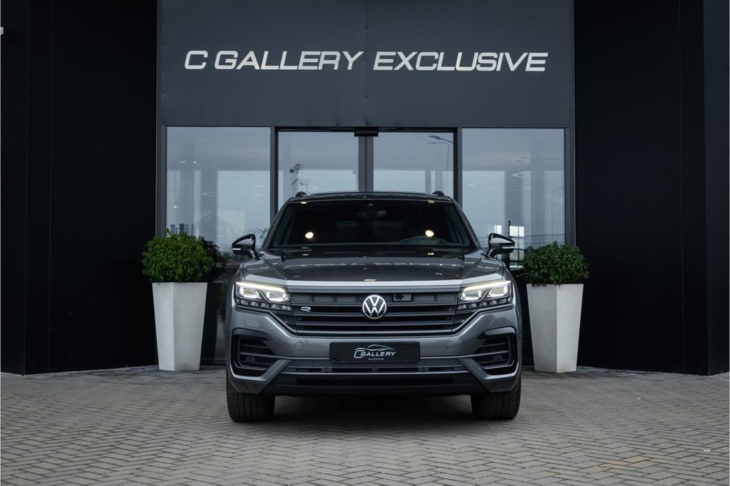 Volkswagen Touareg 3.0 TSi 4MOTION R - Panorama | Luchtverin, Gebruikt, Zwart, 2995 cc, 462 pk