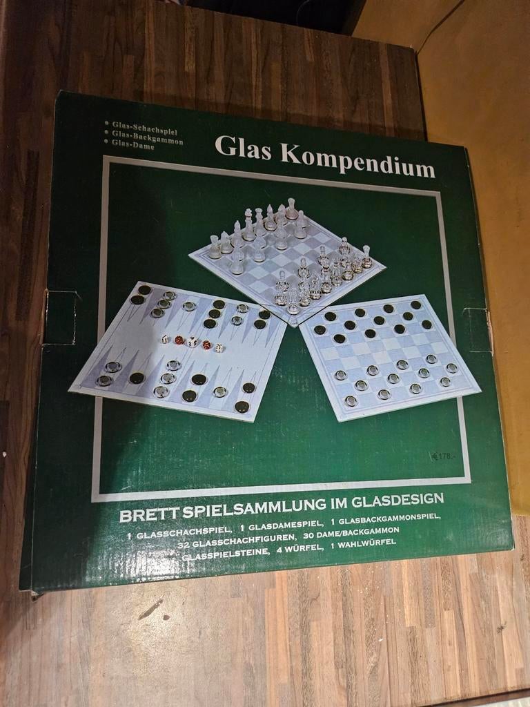 Glas Kompendium: Schaak, Backgammon, Dammen in Glasdesign, Een of twee spelers, Ophalen of Verzenden, Zo goed als nieuw