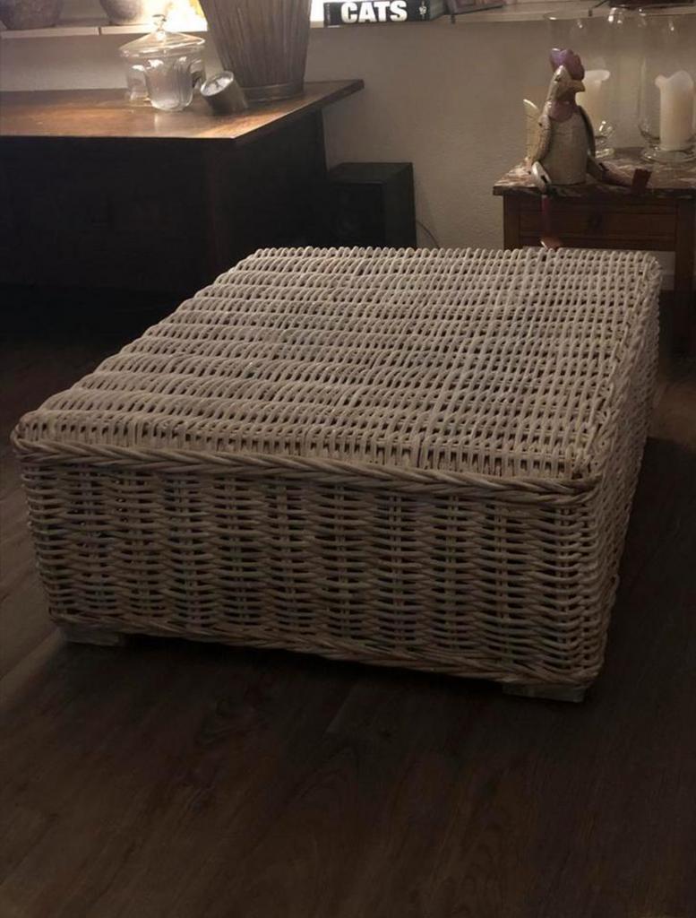 Stijlvolle rieten salontafel, Ophalen, Overige materialen, Gebruikt, 100 tot 150 cm