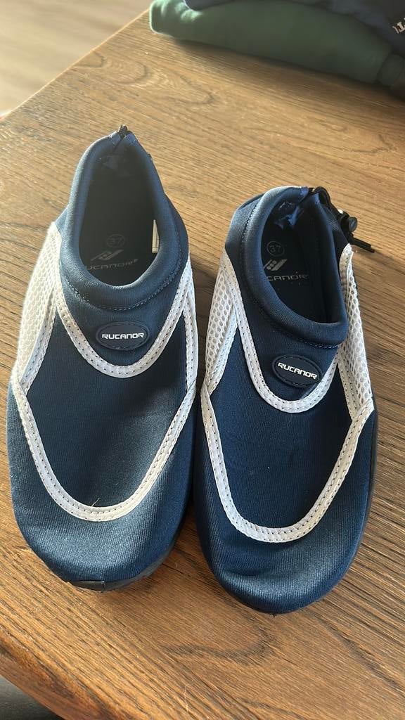 Waterschoenen maat 37 rucanor, Zwemschoenen, Jongen of Meisje, Overige maten, Ophalen of Verzenden