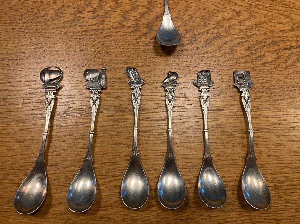 7 zilveren reclame theelepels ( Phillips ca 1950), Antiek en Kunst, Antiek | Bestek, Ophalen of Verzenden