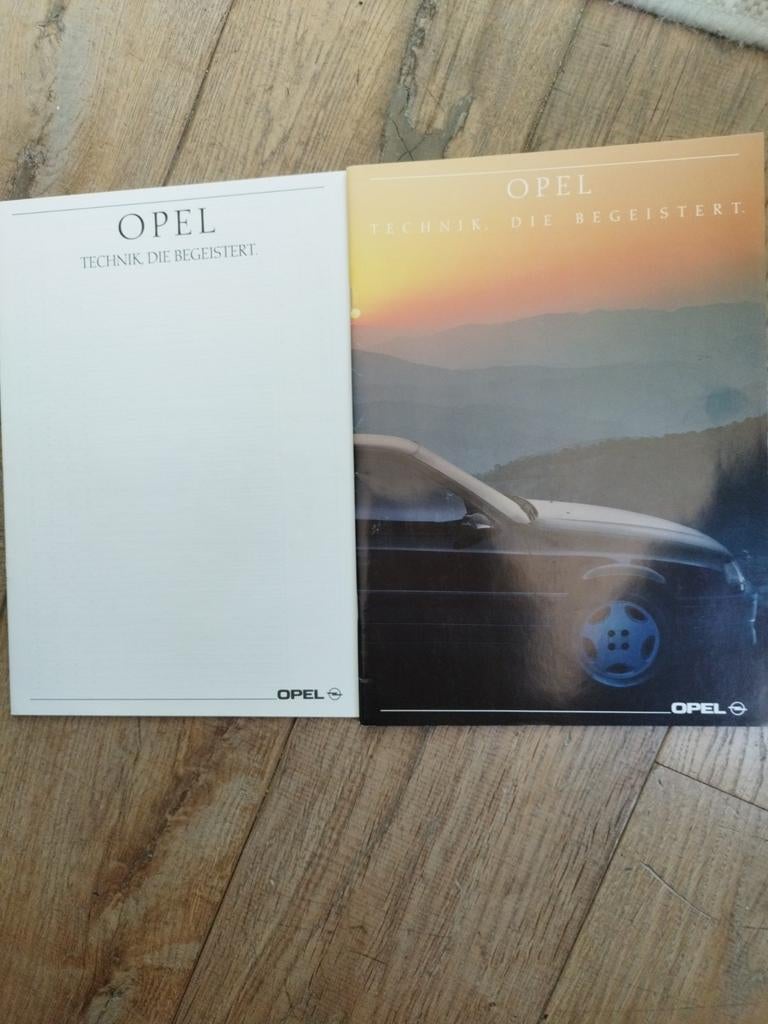 Opel folder 1989 Vectra Kadett Omega Corsa, Opel, Zo goed als nieuw, Opel, Ophalen of Verzenden