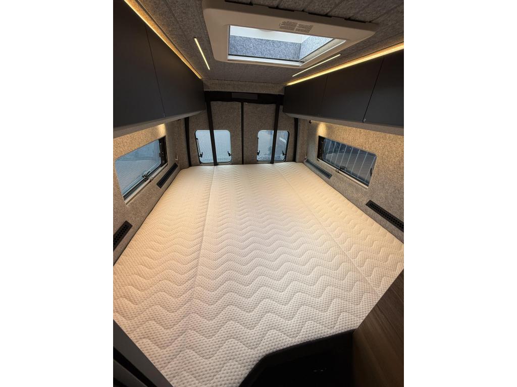 Adria Super-Twin 700 SGX 4x4 - Pop-up hefdak, Automaat, Adria Mobil, Koelkast, Bedrijf