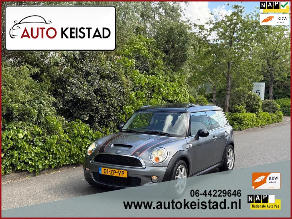 Mini Mini Clubman 1.6 CLUBMAN S 174PK XENON/PANORAMA! ORIGIN, Voorwielaandrijving, Gebruikt, 4 cilinders, 4 stoelen