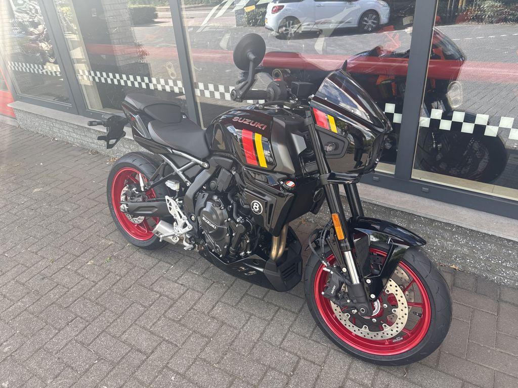 SUZUKI GSX-8TT 2026 - foto 2