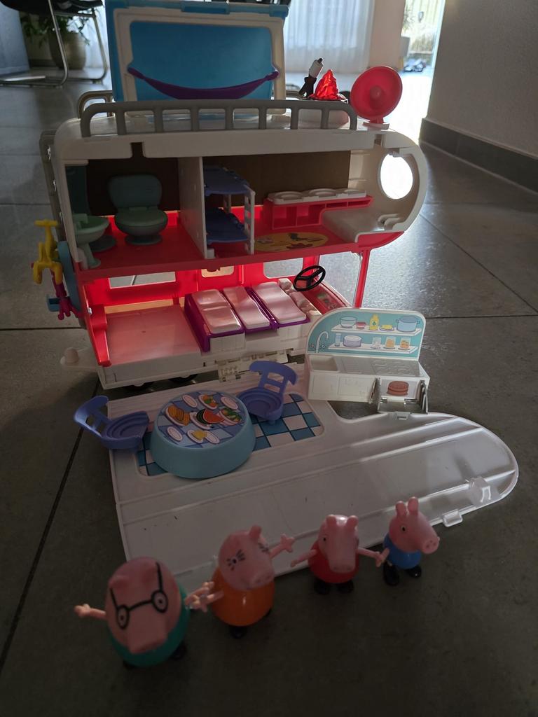 Peppa Pig Camper met toebehoren, Ophalen, Gebruikt, Jongen of Meisje