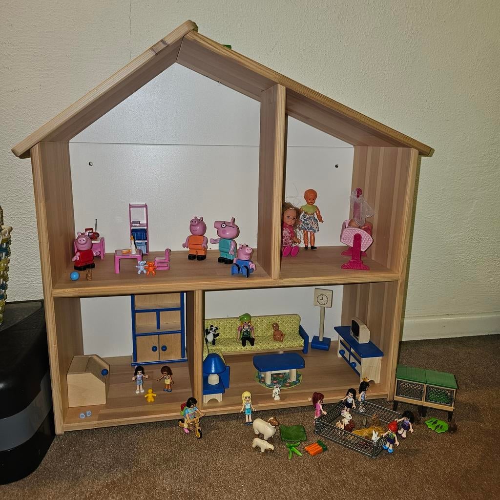 Ikea Poppenhuis met Meubels, Poppetjes & Dieren, Kinderen en Baby's, Speelgoed | Poppenhuizen, Ophalen of Verzenden, Zo goed als nieuw