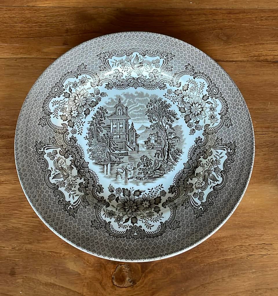 English Ironstone Tableware bord, Ophalen of Verzenden, Zo goed als nieuw, Bord(en), Overige stijlen