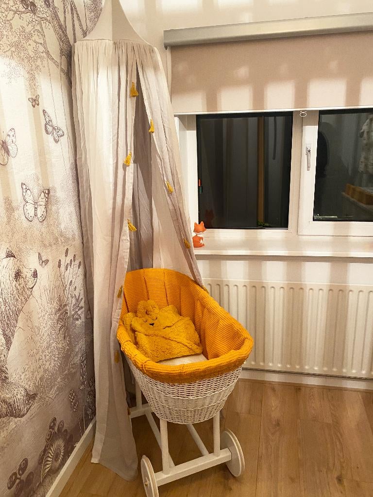 Wit grijze klamboe van Room Mate met gele kwastjes, Ophalen, Zo goed als nieuw, Klamboe