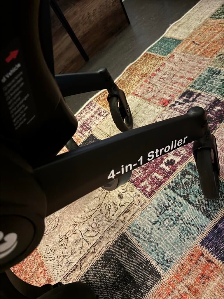 Kinderwagen 4 in 1 - 6 maanden gebruikt, Gebruikt, Verzenden, Met autostoeltje, Kinderwagen