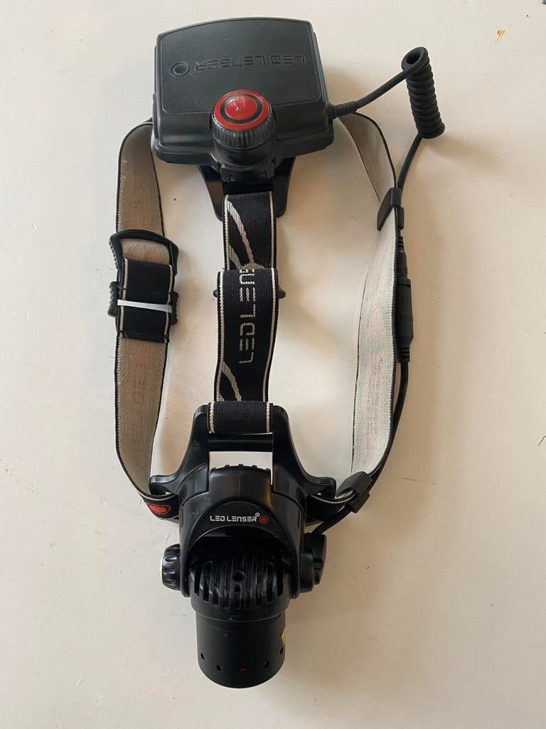 Ledlenser hoofdlamp led H14R2, Ophalen of Verzenden, Zo goed als nieuw