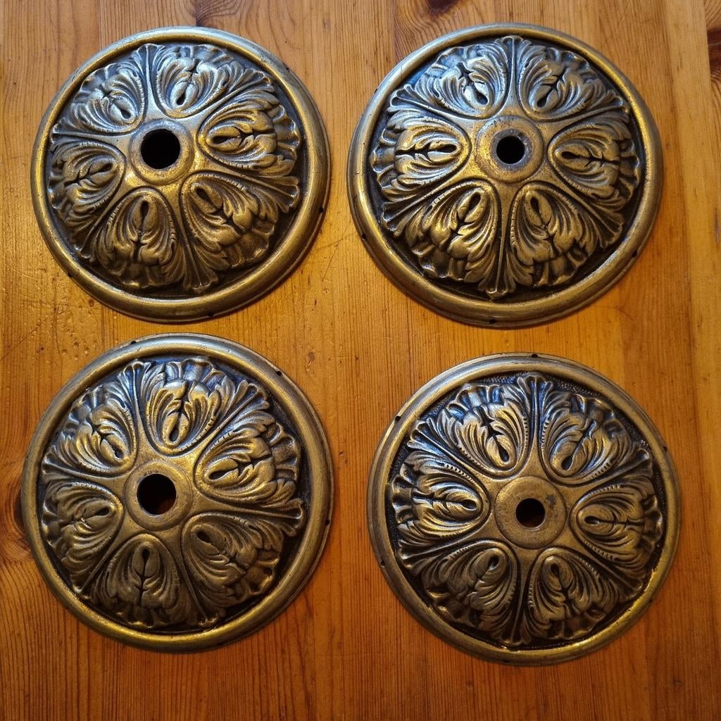 Prachtige Antieke messing Sier ornamenten of rozetten, Ophalen