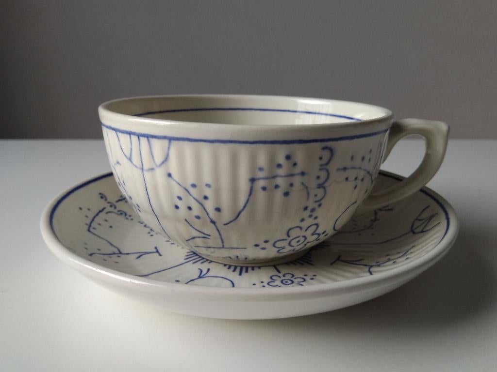 Royal Boch Copenhague kop en schotel, Antiek en Kunst, Antiek | Servies los, Ophalen of Verzenden