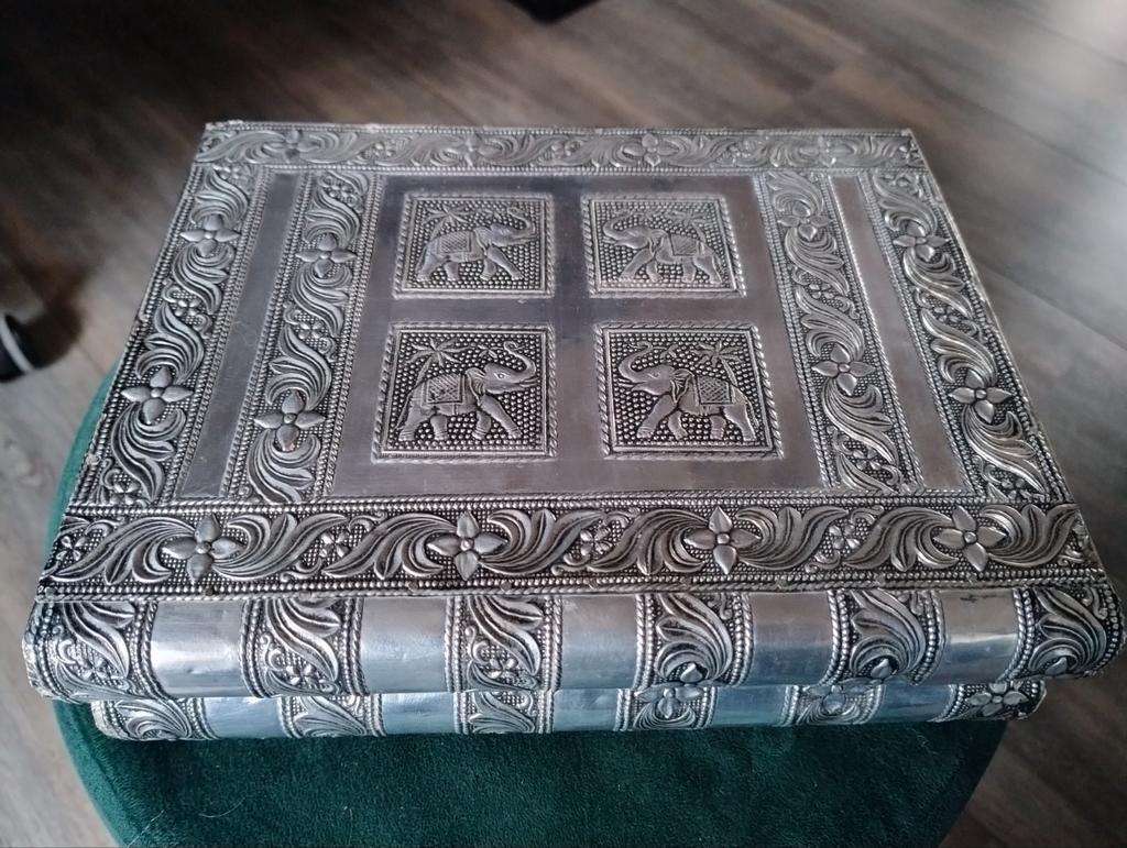 Sieradendoos., Sieraden, Tassen en Uiterlijk, Beautycases, Gebruikt, Hardcase, Overige kleuren, Met spiegeltje(s), Ophalen of Verzenden