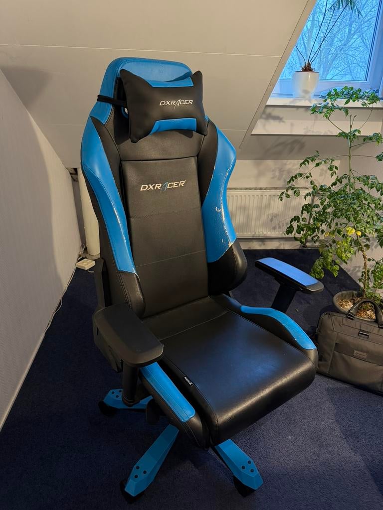 DXRacer gaming stoel – zwart/blauw – ergonomisch, Huis en Inrichting, Bureaustoelen, Ophalen, Blauw, Zo goed als nieuw, Bureaustoel