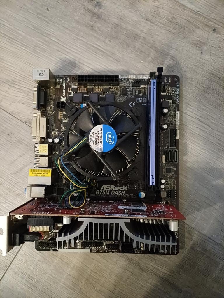 ASRock B75M DASH Moederbord met Intel Core en RAM, Gebruikt, DDR3, Ophalen of Verzenden, Micro-ATX