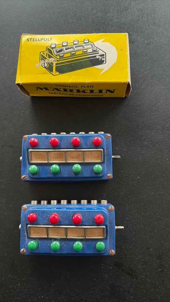 Märklin 7072 bedieningspaneel. En 476/4, Wisselstroom, Rails, Ophalen of Verzenden, Zo goed als nieuw