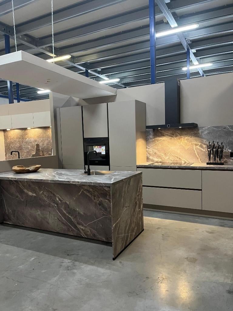 Complete Keuken compleet NIEUW met apparatuur - Keuken Roos