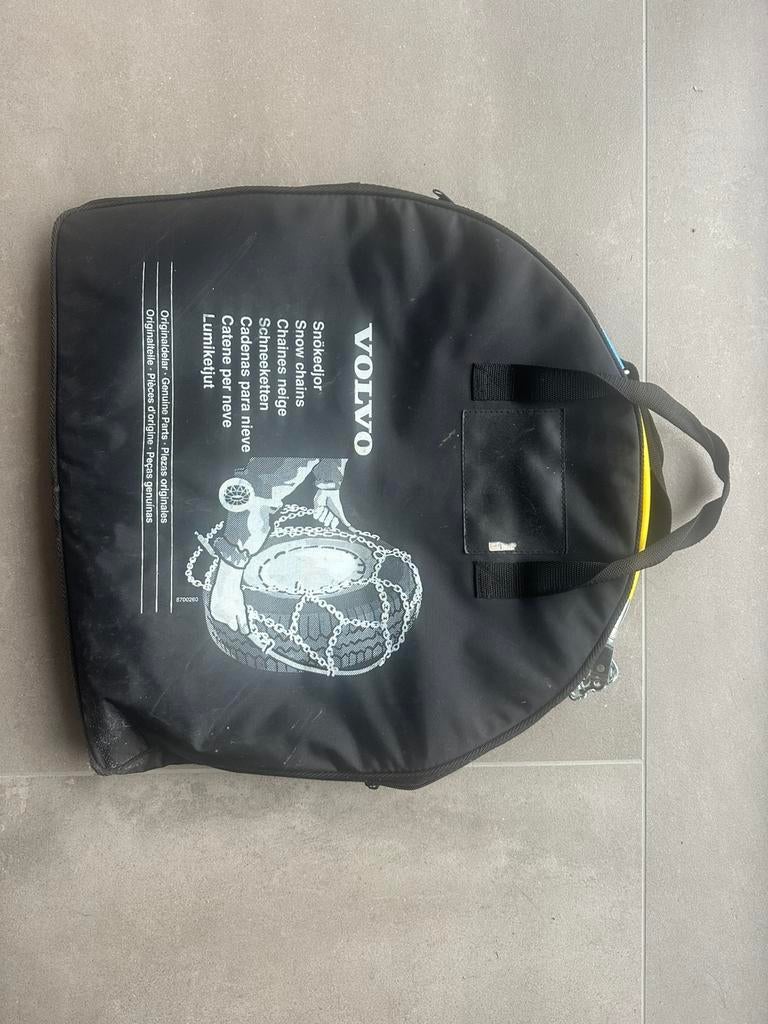 Sneeuwkettingen Volvo XC70 16 inch, Ophalen of Verzenden, Zo goed als nieuw