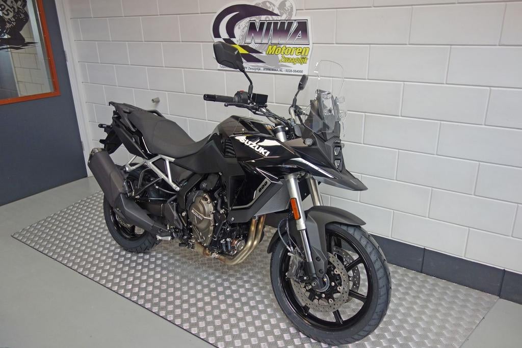 SUZUKI V-STROM 800 - foto 2