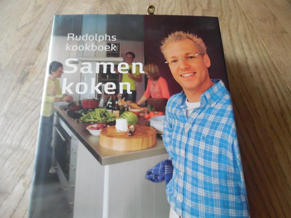 Nieuw kookboek van Rudolf van Veen samen koken met DVD 140bl, Nieuw, Ophalen of Verzenden, Rudolph van Veen, Hoofdgerechten