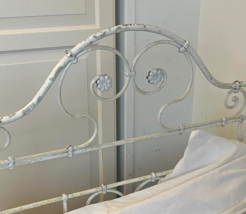 Klassiek (antiek?) Frans eenpersoons bed, Ophalen, Gebruikt, 90 cm, Eenpersoons