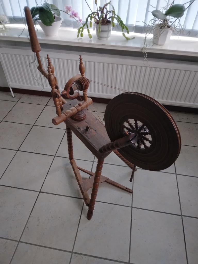 Spinnewiel van mijn moeder, Ophalen, Spinnewiel