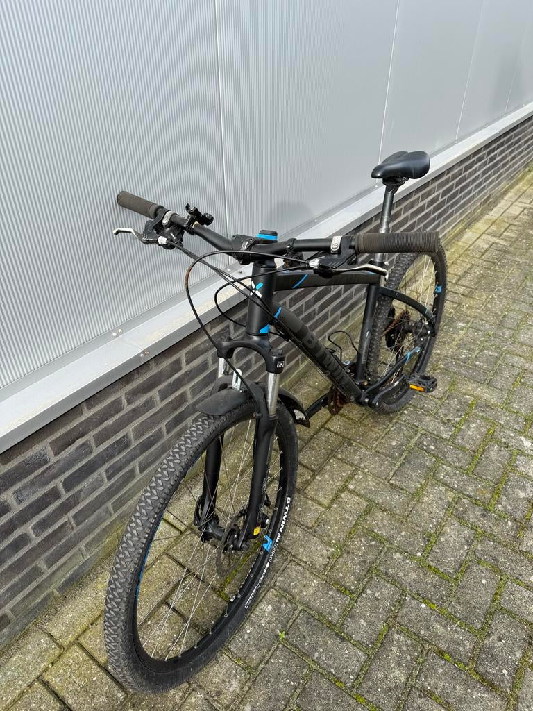 Betwin Rockrider 520 Mountainbike - Zwart/Blauw, Fietsen en Brommers, Fietsen | Mountainbikes en ATB, Overige merken, Gebruikt