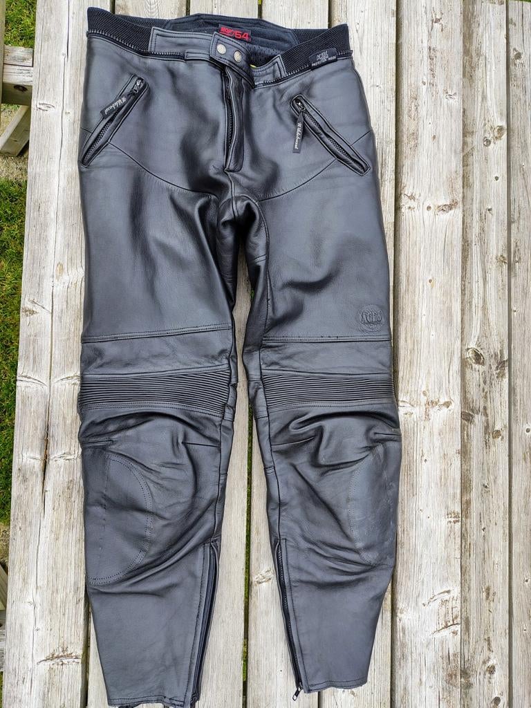 MQP vintage leren motorbroek maat 54, Motoren, Ophalen of Verzenden, Tweedehands, Broek | leer