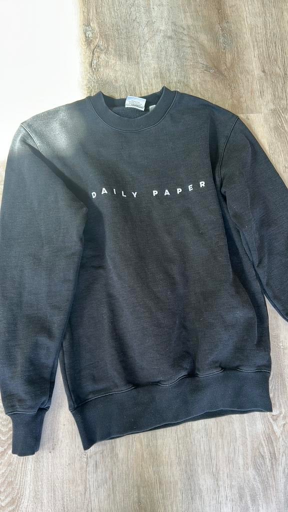 Daily paper sweater S zwart trui zgan, Ophalen of Verzenden, Zo goed als nieuw, Zwart