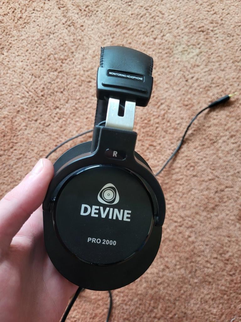 Devine pro 2000 studio headset, Audio, Tv en Foto, Koptelefoons, Ophalen of Verzenden, Zo goed als nieuw, Over oor (circumaural)