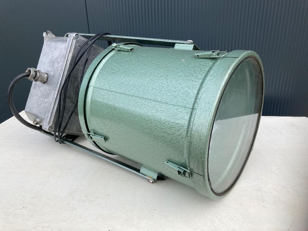 Zoeklicht flutlichtscheinwerfer, Onbekend, Ophalen of Verzenden, Zo goed als nieuw, Glas