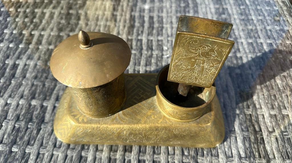 Oude messing inktpot met penhouder, Ophalen of Verzenden