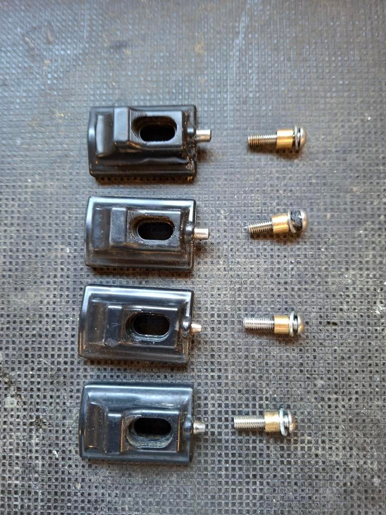 Rive vergrendeling voetplateau D36 zitkist, Ophalen of Verzenden, Gebruikt, Overige typen