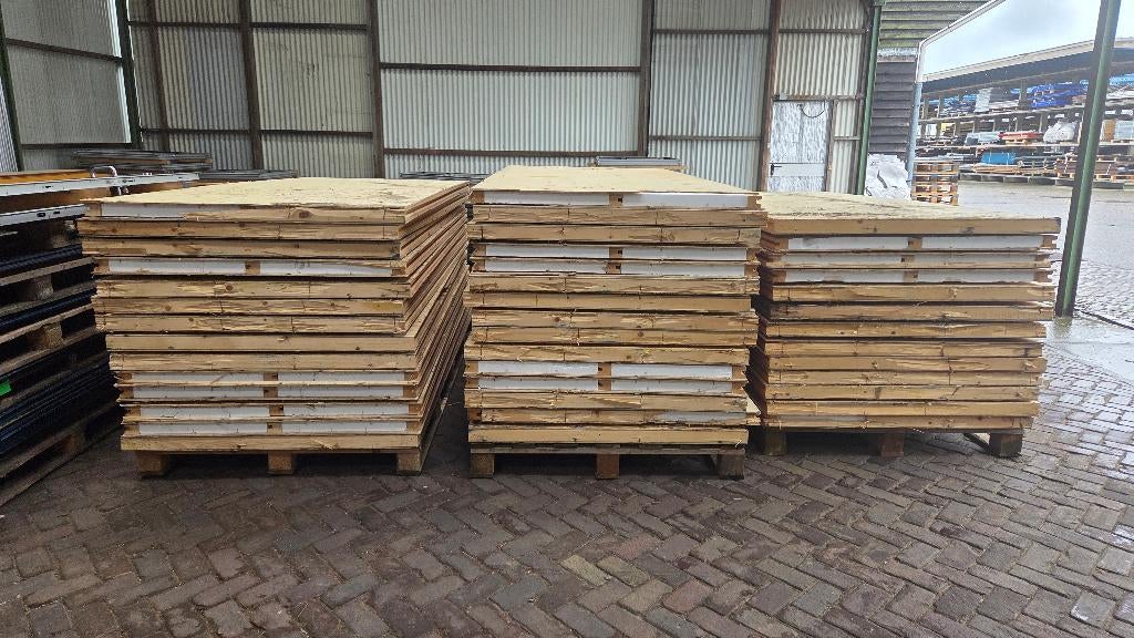 Dakplaten dakpanelen dakbeschot ( 277 ), Doe-het-zelf en Verbouw, Platen en Panelen, Ophalen, Zo goed als nieuw, Nb, Nb