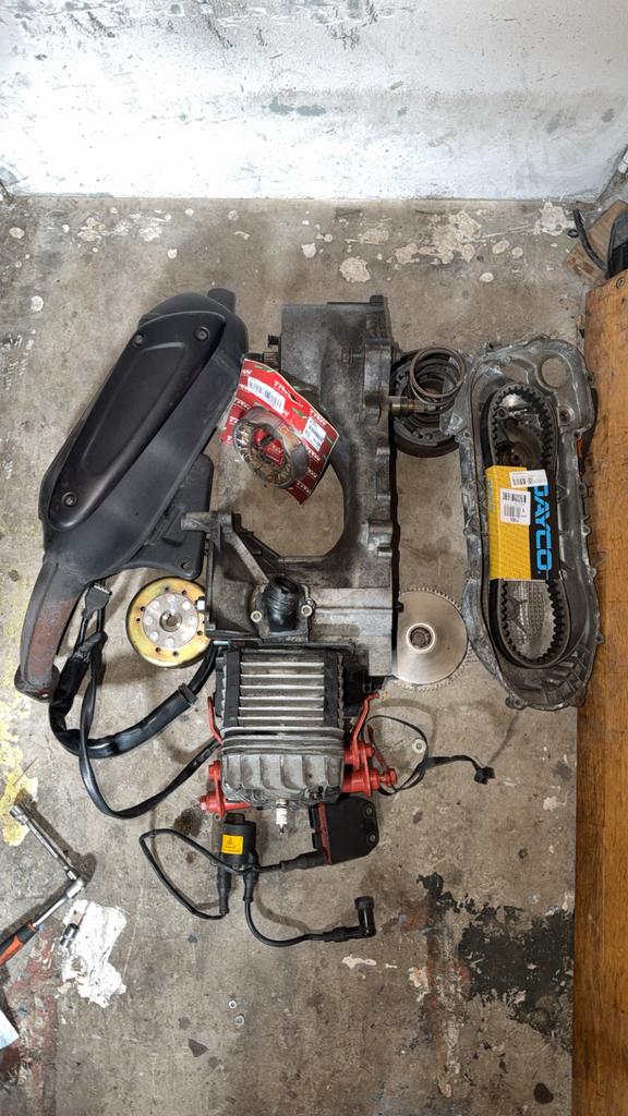 Skr 125cc blok 2t, Motoren, Ophalen