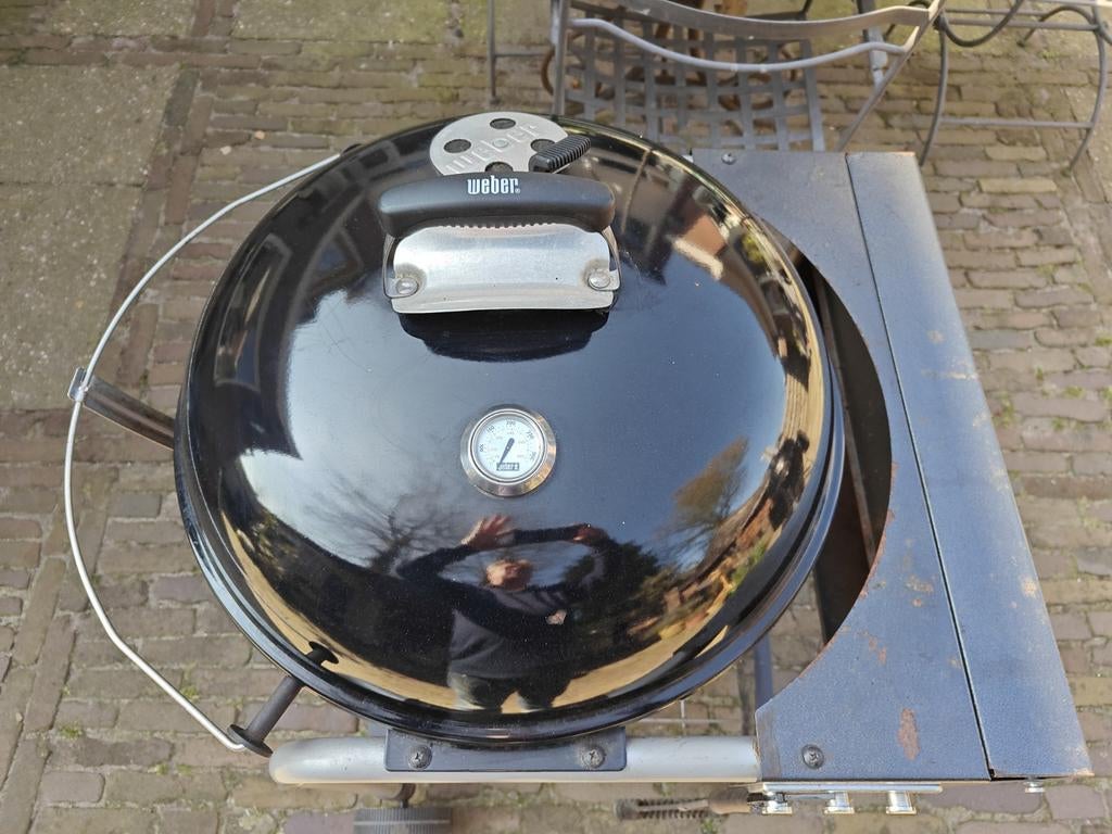 Weber houtskool BBQ met zijtafel, Ophalen, Gebruikt