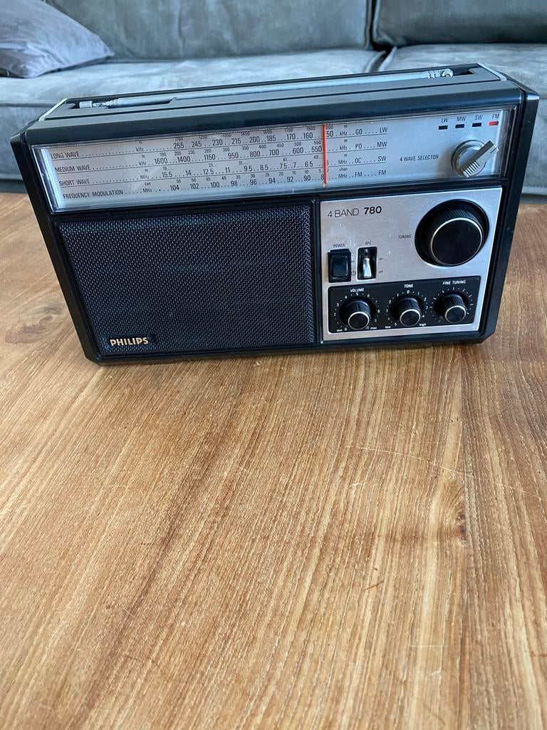 Vintage Philips 4 Band 780 Radio - Draagbare Radio, Audio, Tv en Foto, Radio's, Ophalen of Verzenden, Gebruikt, Radio