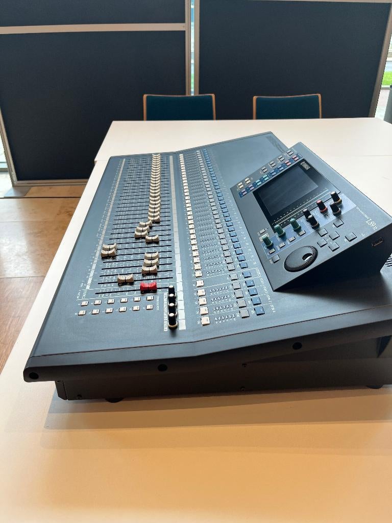 Mengtafel Yamaha LS9-32, Muziek en Instrumenten, Ophalen, Gebruikt, 20 kanalen of meer, Microfooningang