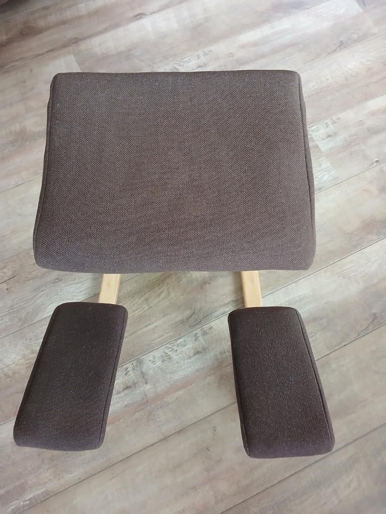 Kniestoel  Stokker Ergonomische Zithulp, Huis en Inrichting, Ophalen, Gebruikt, Bruin, Ergonomisch